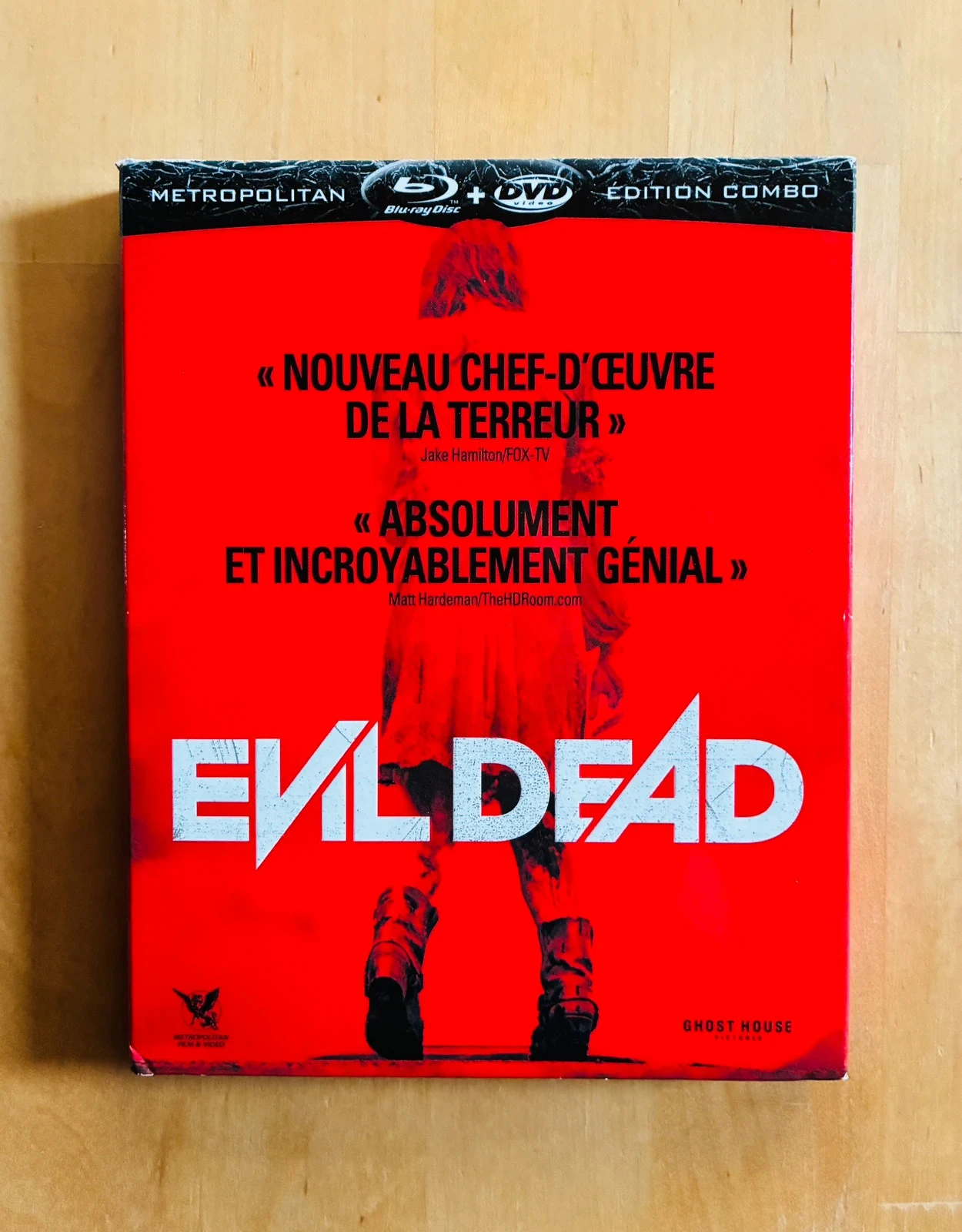 Combo Blu-ray DVD Evil Dead 2013.